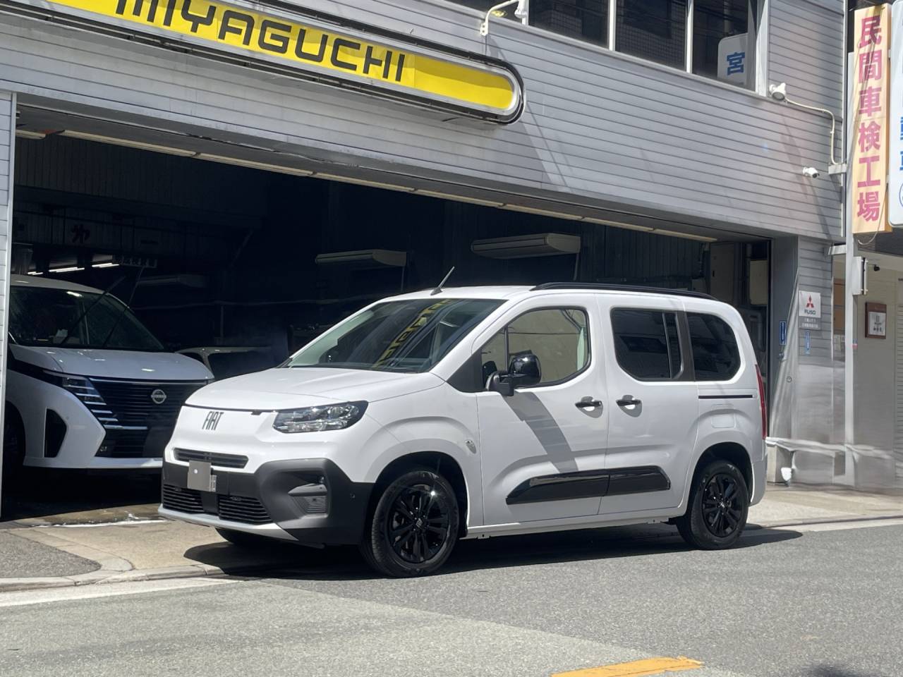 ご納車御礼】フィアット新車ドブロ（FIAT Doblò）！遊び心あふれるお車